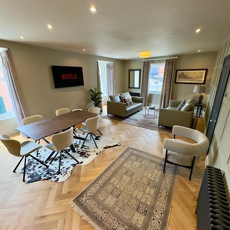 Romeo'S Arch High End Luxury In Centre Of Stratford With Parking Apartment ภายนอก รูปภาพ